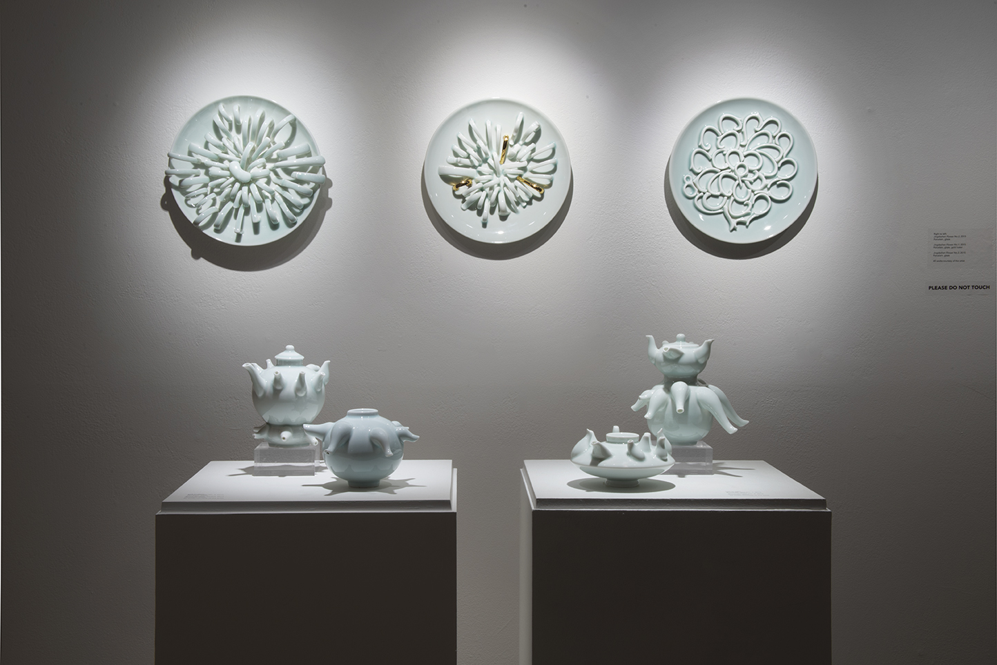 Made in China: New Ceramic Works by Keiko Fukazawa, installation view, 2016.