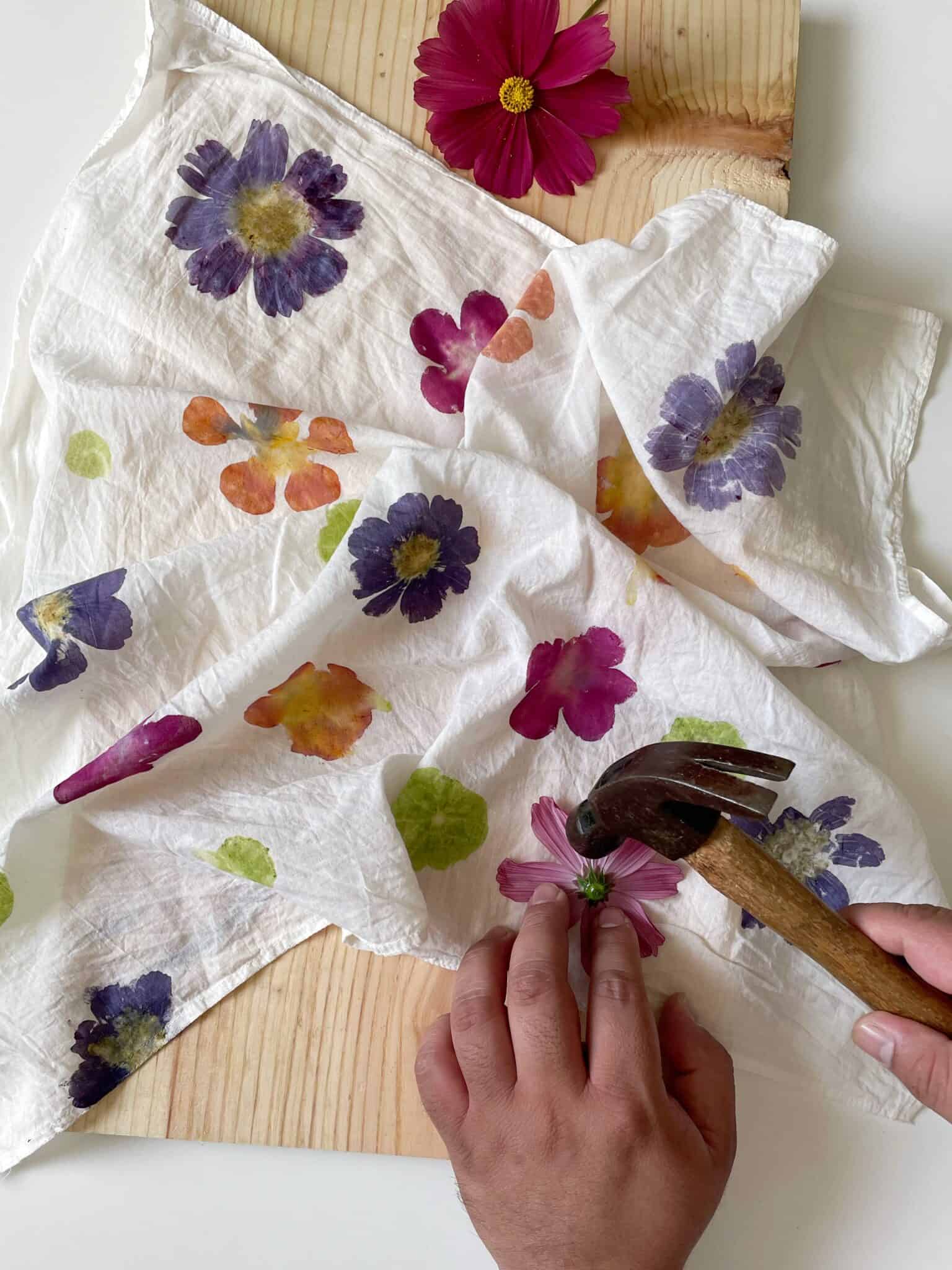 Flower Pounding on Fiber with Cayetano Talavera Craft